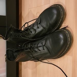 Doc Martens 1460 Smooth Leather Boot Size (10M/11W), Black